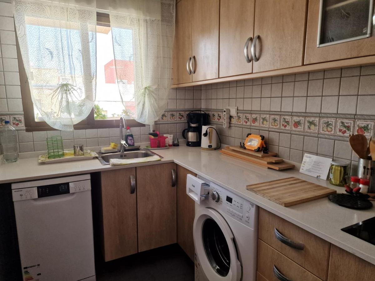 Apartament Carmen ตอร์เรเวียคา ภายนอก รูปภาพ