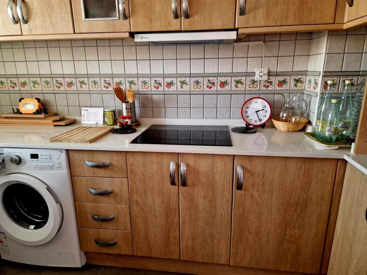 Apartament Carmen ตอร์เรเวียคา ภายนอก รูปภาพ